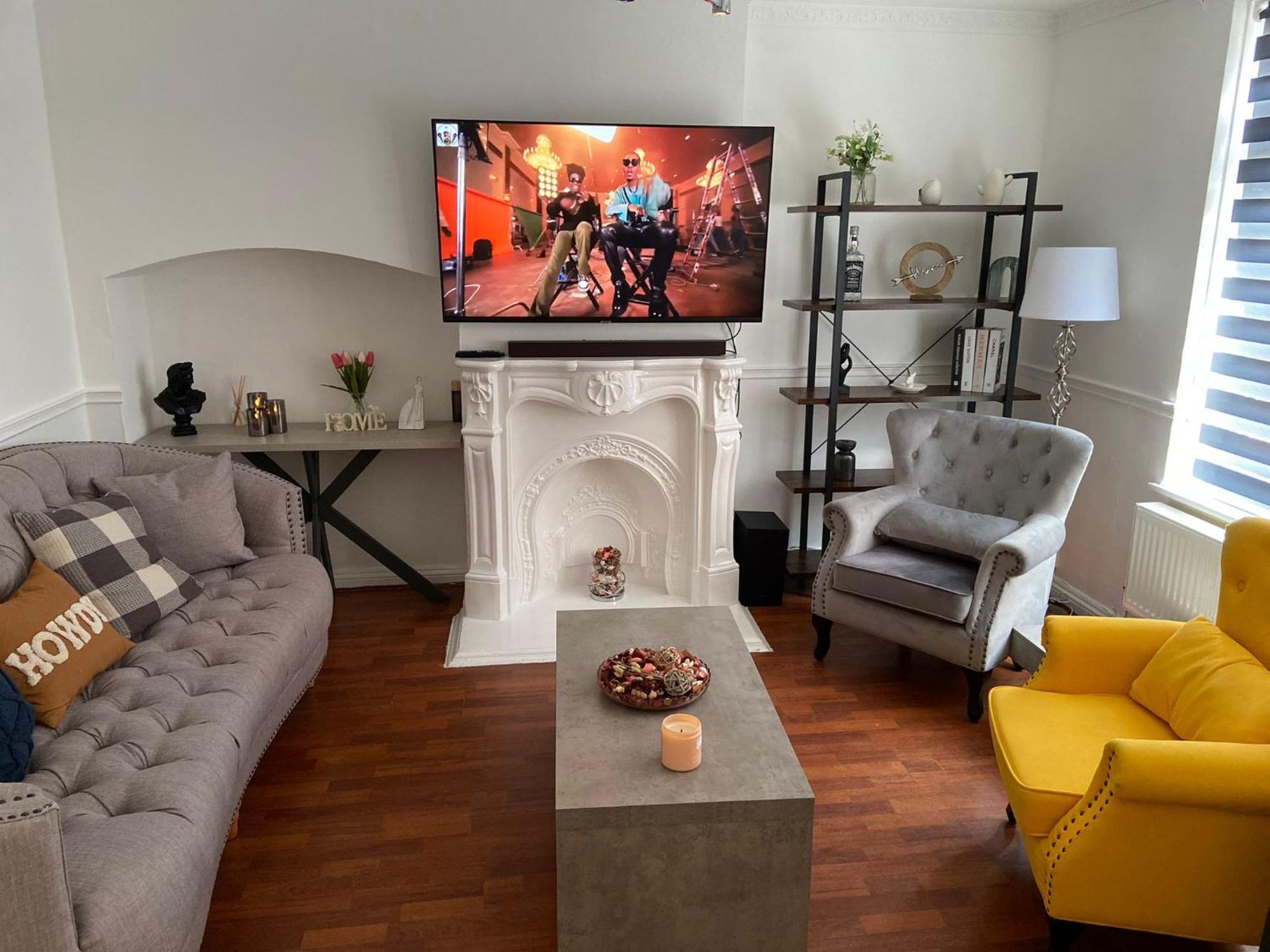 Apartamento Peeams Abode Dagenham Exterior foto